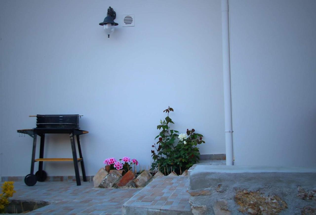 The Stone Suite Μωραΐτικα Εξωτερικό φωτογραφία