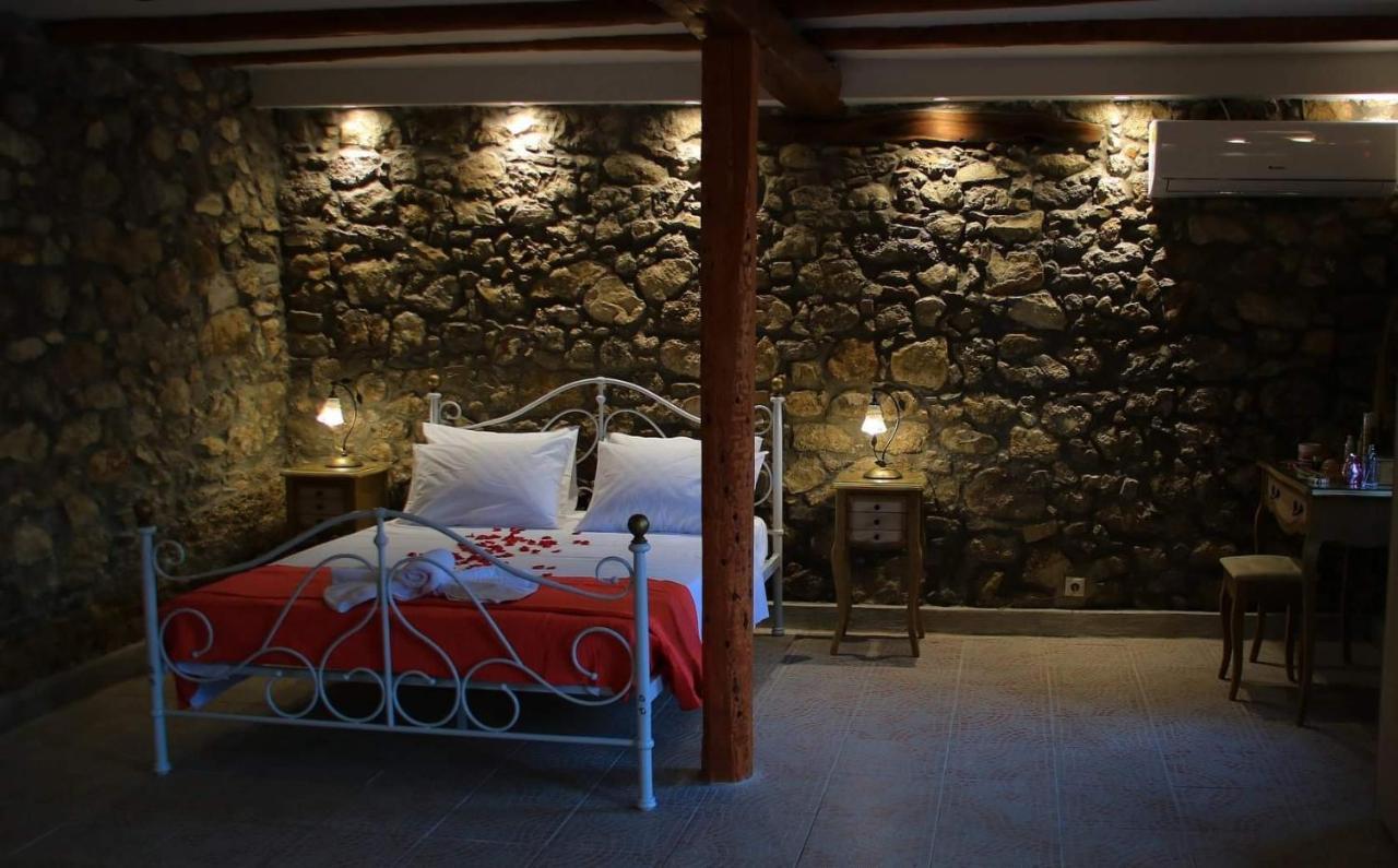 The Stone Suite Μωραΐτικα Εξωτερικό φωτογραφία