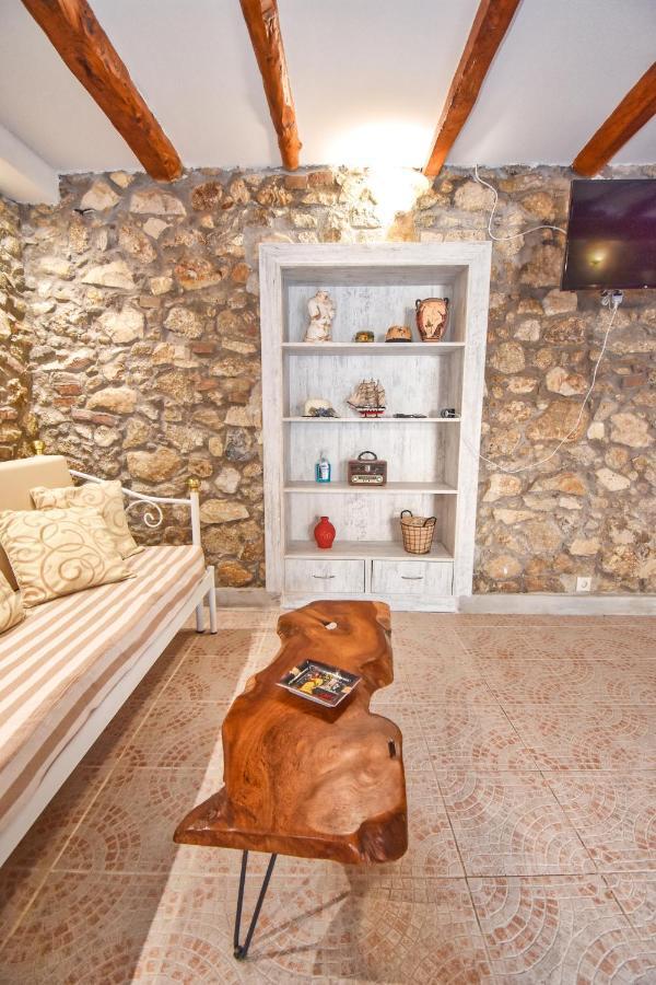 The Stone Suite Μωραΐτικα Εξωτερικό φωτογραφία